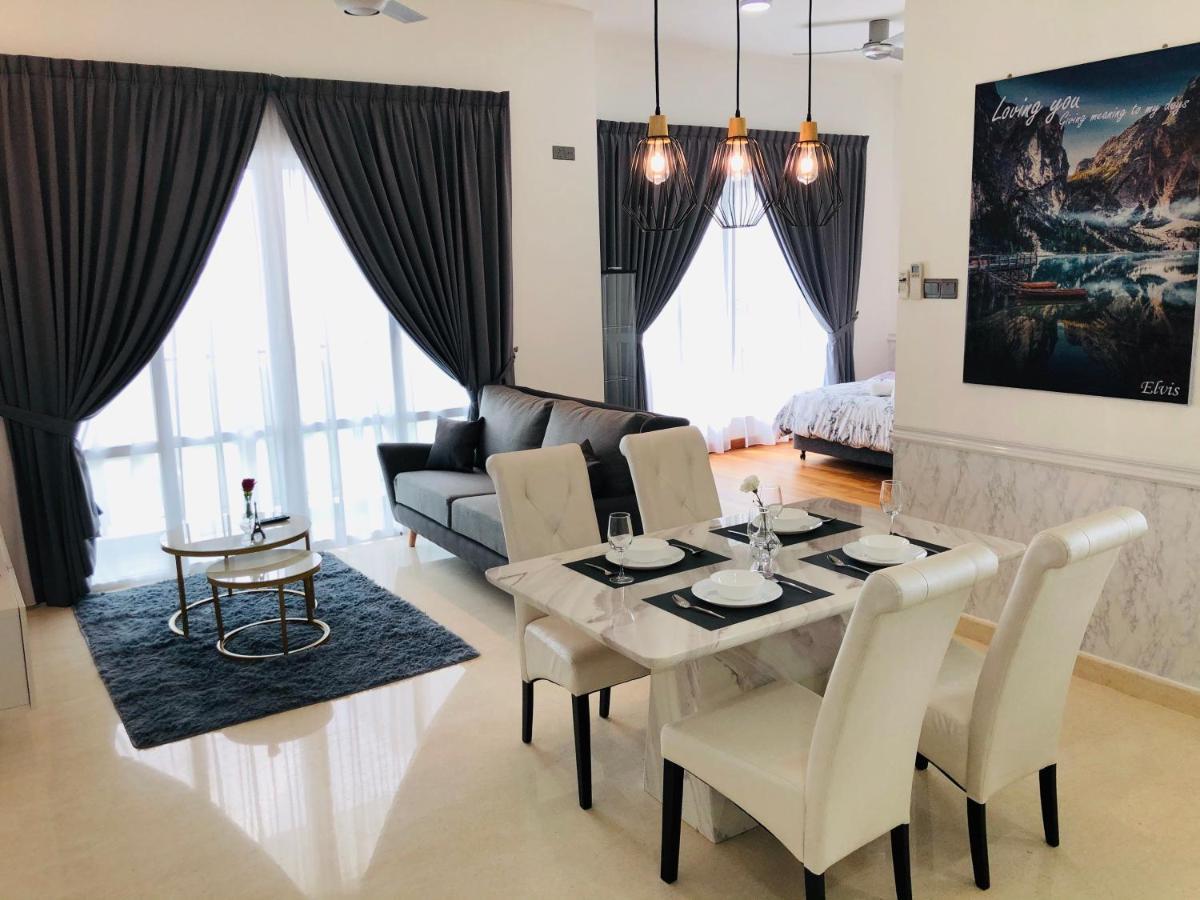 Tritower By Antlerzone Lejlighed Johor Bahru Eksteriør billede